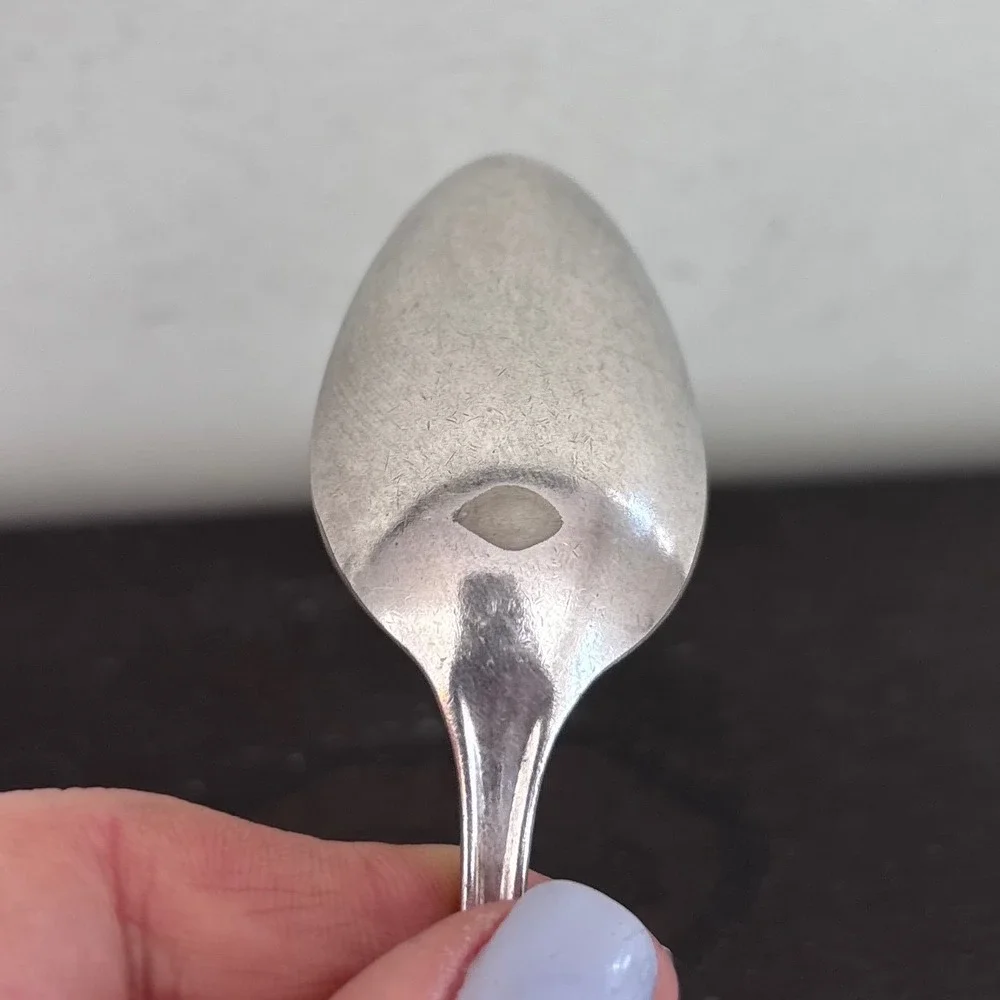Vintage | Oneida Community Plate | 1917 ADAM‎ | Silverplate Place Oval Spoon